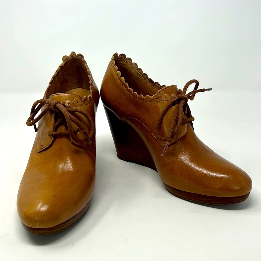 Jack Rogers Camel Brown Leather Wedge Lace Scalloped Ankle Booties Size 6